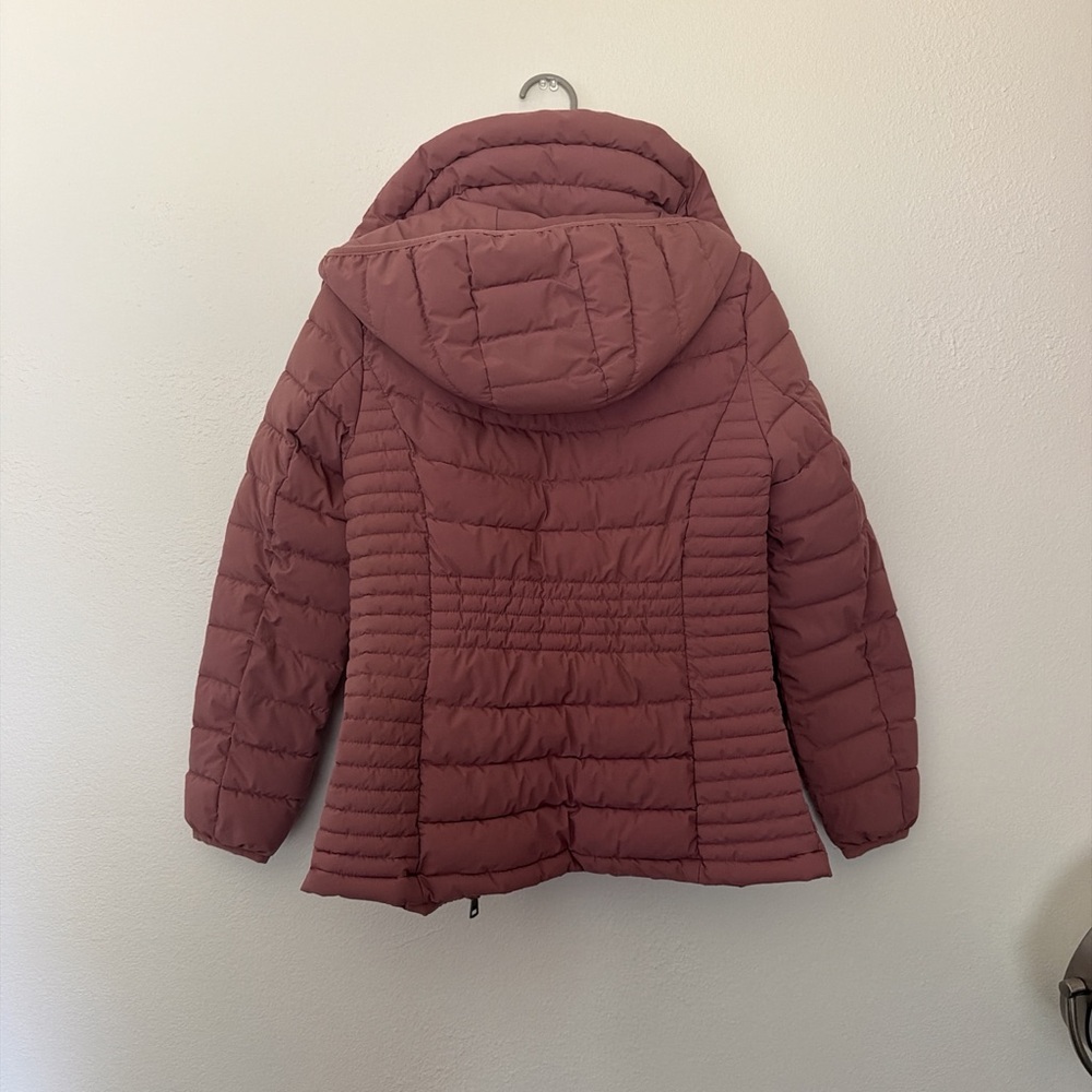 DKNY Dusty Rose Puffer Jacket - Picture 3 of 6